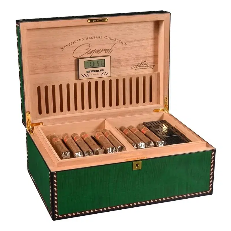 Cigar Humidor 01