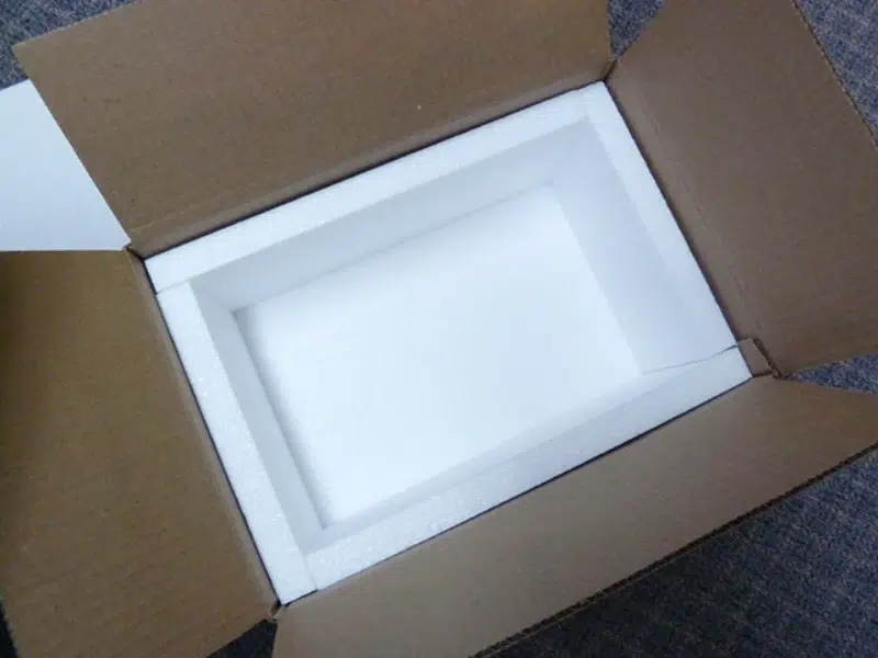Foam-lined packaging for lacquered wine box