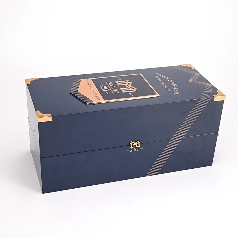 Elegant navy blue whisky box with gold trim