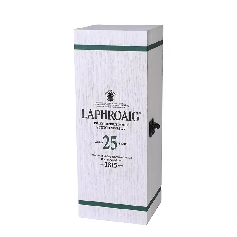Laphroaig 25 years whisky box with latch
