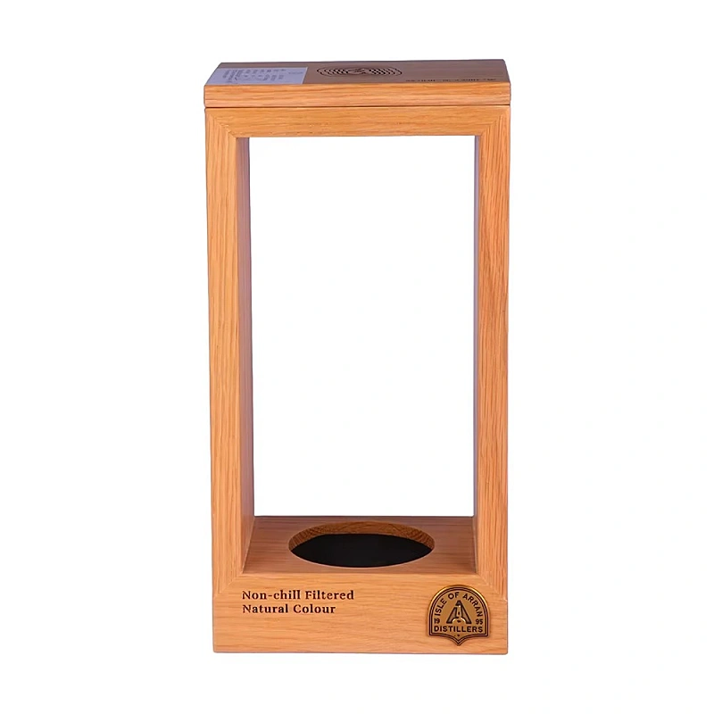 Front view of Arran whisky wooden bottle holder